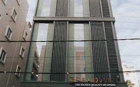 Cs Luxurio Suites Gachibowli